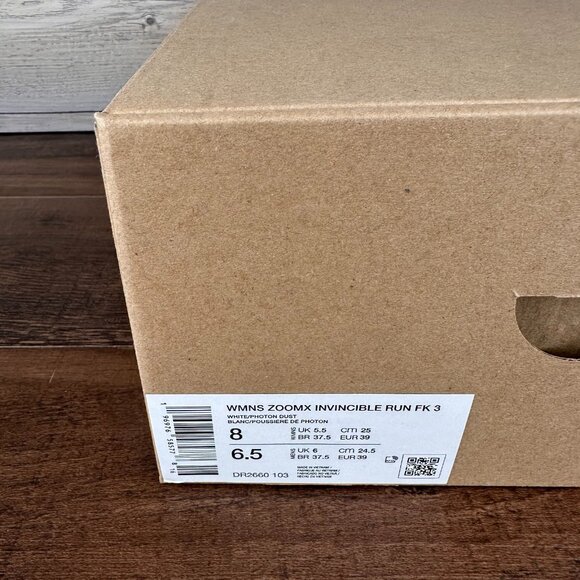 Nike ZoomX Invincible Run FK 3 Womens Size 8 White Photon Dust DR2660 103 - Picture 9 of 9